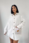 Sobrecamisa Acolchada Blanca Oversize con Bolsillo