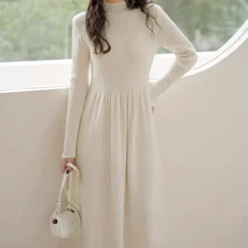 VESTIDO DE PUNTO SUAVE LINEA A